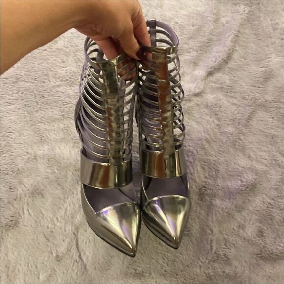 Versace Silver High Heel Ankle cut out Boots, US8,5 - Picture 2 of 9